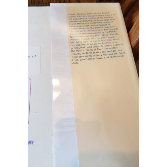 EARTHFIRE: THE ERUPTION OF MOUNT ST. HELENS By Charles Rosenfeld & Robert Cooke - Picture 4 of 10